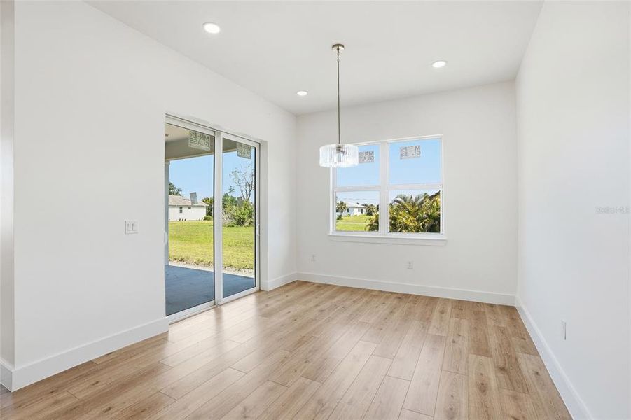 Spacious, unfurnished interior of a new home in , Punta Gorda (Image 16).