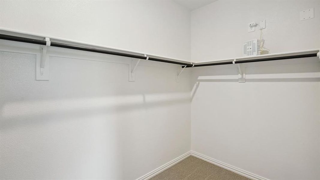 Spacious, unfurnished interior of a new home in Windmore, Princeton (Image 28).