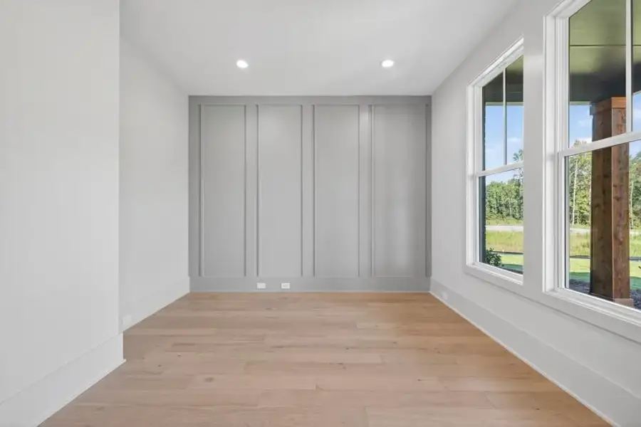 Spacious, unfurnished interior of a new home in The Manors, Jefferson (Image 45).