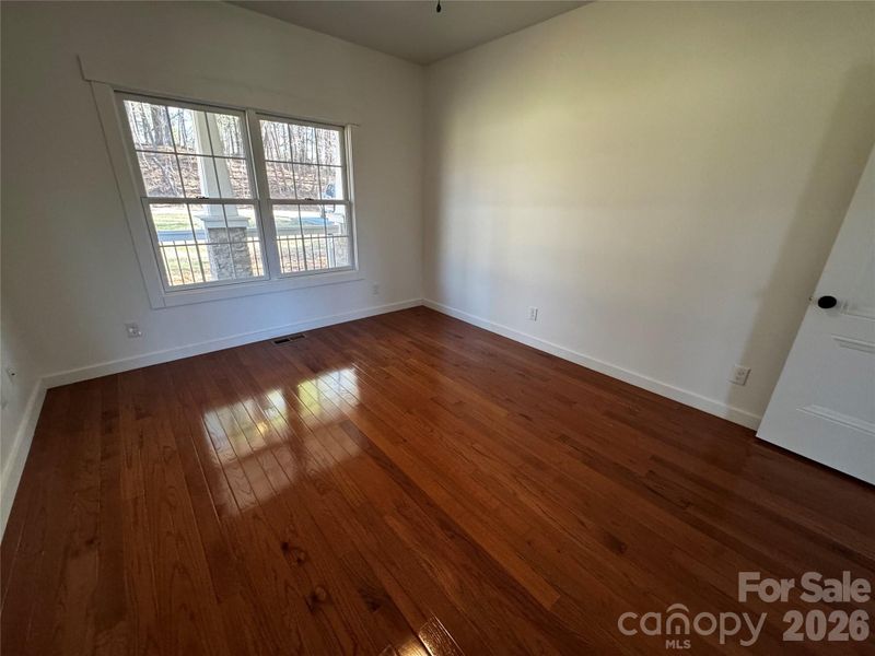 Spacious, unfurnished interior of a new home in , Leicester (Image 10).