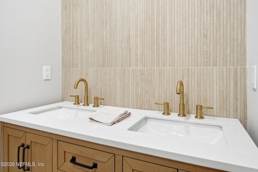 Close-up of interior finishes inside a home in , Atlantic Beach (Image 22).