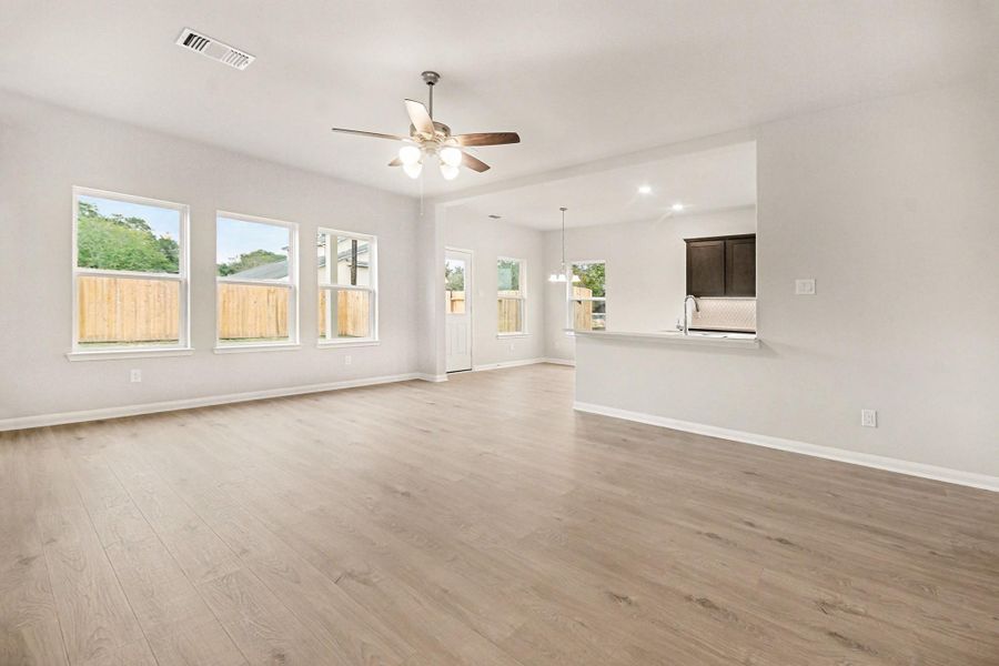 Spacious, unfurnished interior of a new home in , Bay City (Image 26). Spacious, unfurnished interior of a new home in , Bay City (Image 26).