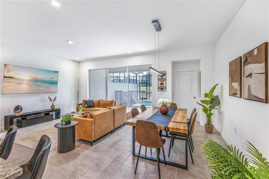 Furnished interior view inside a new home in , Kissimmee (Image 10).