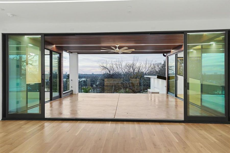 Community amenities in , Dallas (Image 31).