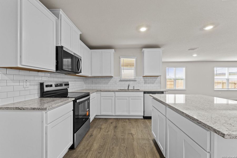 Furnished interior view inside a new home in Laurel Vistas, San Antonio (Image 11).