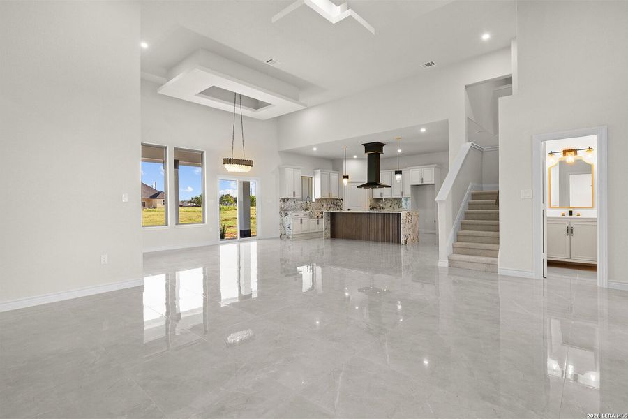 Spacious, unfurnished interior of a new home in , Atascosa (Image 45).