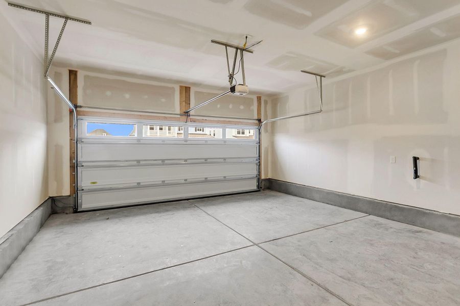 Spacious, unfurnished interior of a new home in Cherrywood Estates, Summerville (Image 44). Spacious, unfurnished interior of a new home in Cherrywood Estates, Summerville (Image 44).