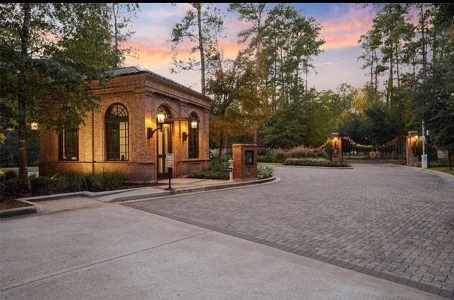 Gated Community in Woodforest