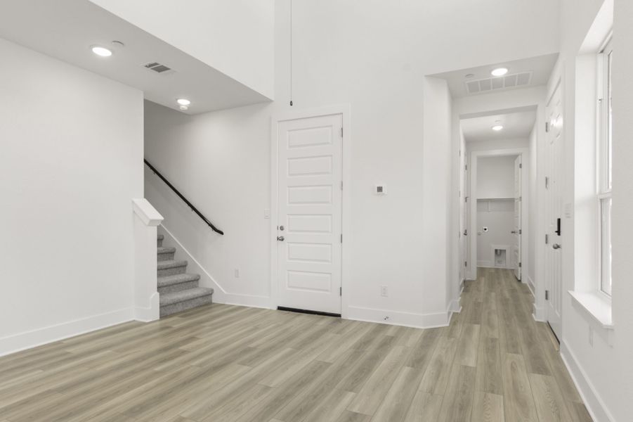 Image 27 of a home in Center 45.