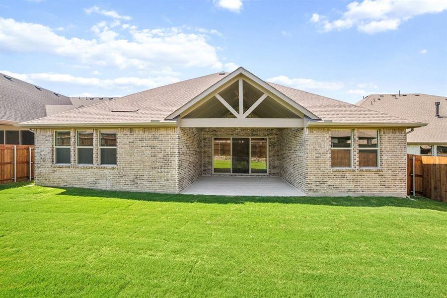 Exterior details and patio area of a home in Elevon, Lavon (Image 22). Exterior details and patio area of a home in Elevon, Lavon (Image 22).