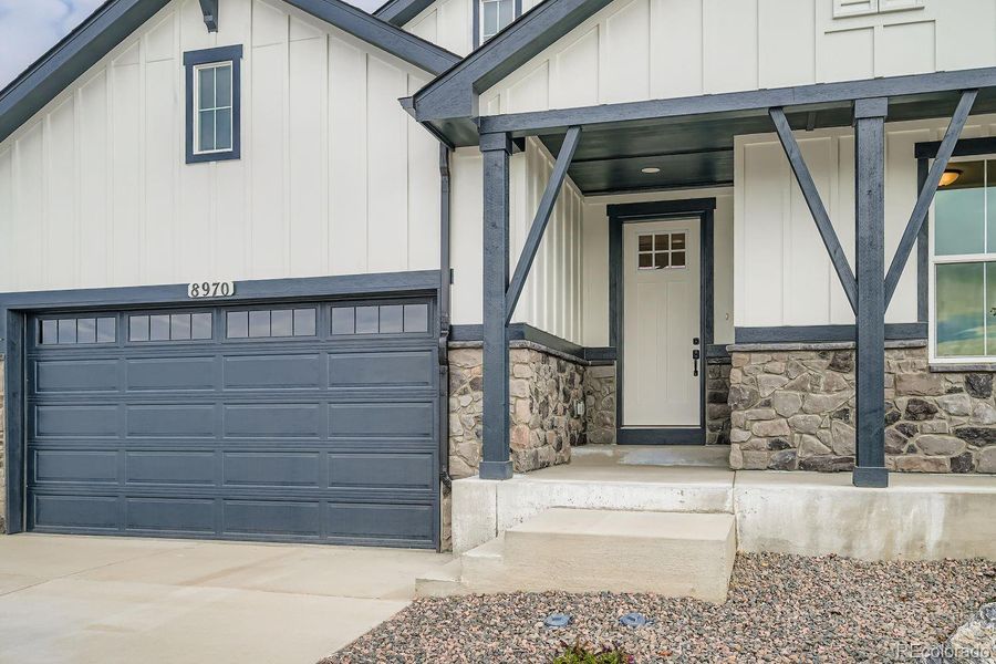 Exterior details and patio area of a home in Timber Ridge, Colorado Springs (Image 3).