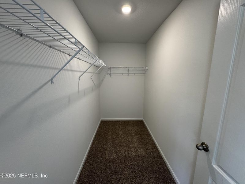 Spacious, unfurnished interior of a new home in The Arbors, Jacksonville (Image 22). Spacious, unfurnished interior of a new home in The Arbors, Jacksonville (Image 22).
