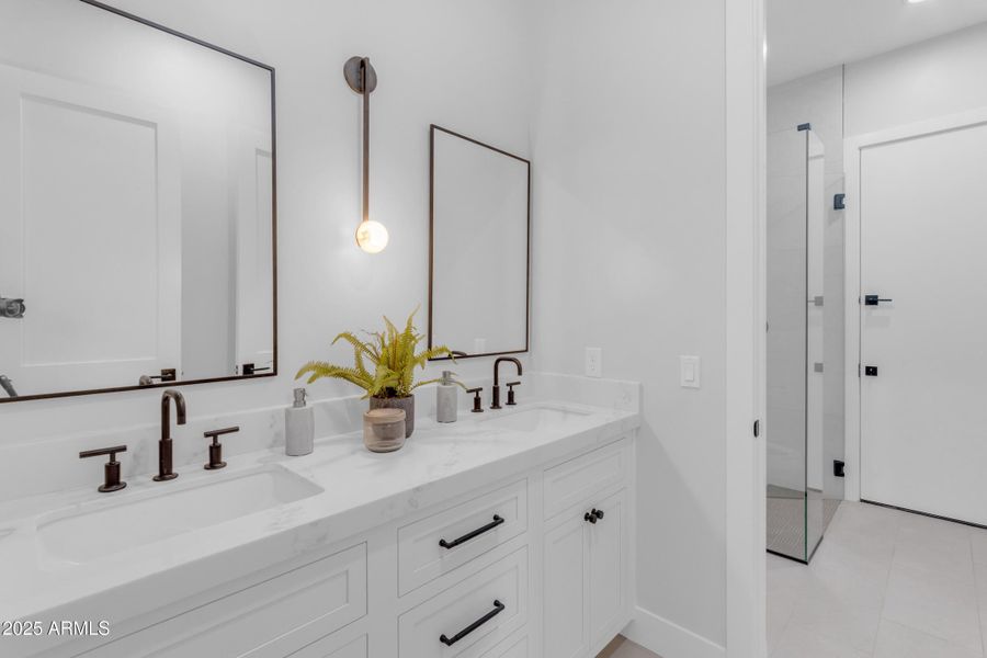 0448_a4m_cloud creek