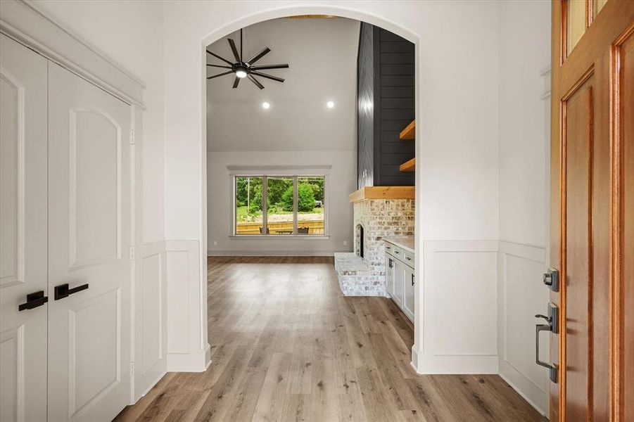 Spacious, unfurnished interior of a new home in , Lindale (Image 20).