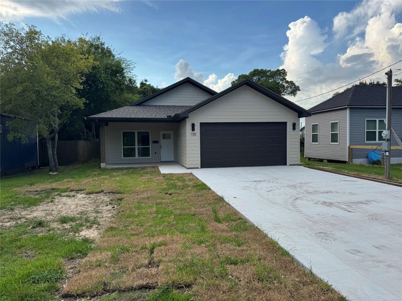Front exterior of a new home in , Port Neches, TX, highlighting curb appeal (Image 2). Front exterior of a new home in , Port Neches, TX, highlighting curb appeal (Image 2).