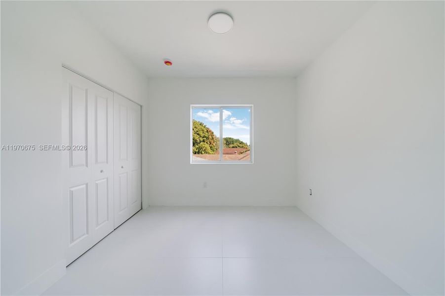 Spacious, unfurnished interior of a new home in , Miami (Image 18).