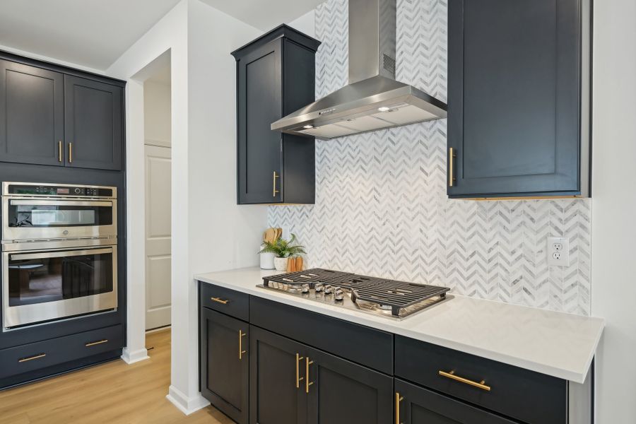 Representative interior finishes for a home built from the Leland by Ashton Woods in Crescent Mills, Wilson's Mills (Image 14).