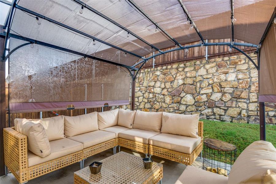 Community amenities in Esperanza, Mesquite (Image 23).