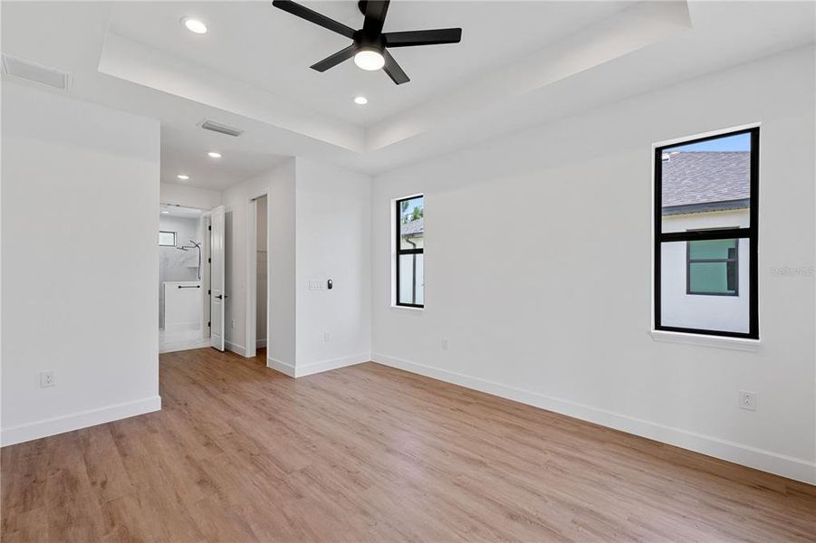 Spacious, unfurnished interior of a new home in , North Port (Image 28).
