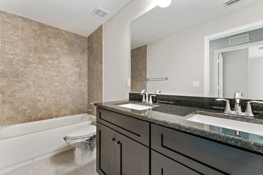 Spacious, unfurnished interior of a new home in , Loxahatchee (Image 23).