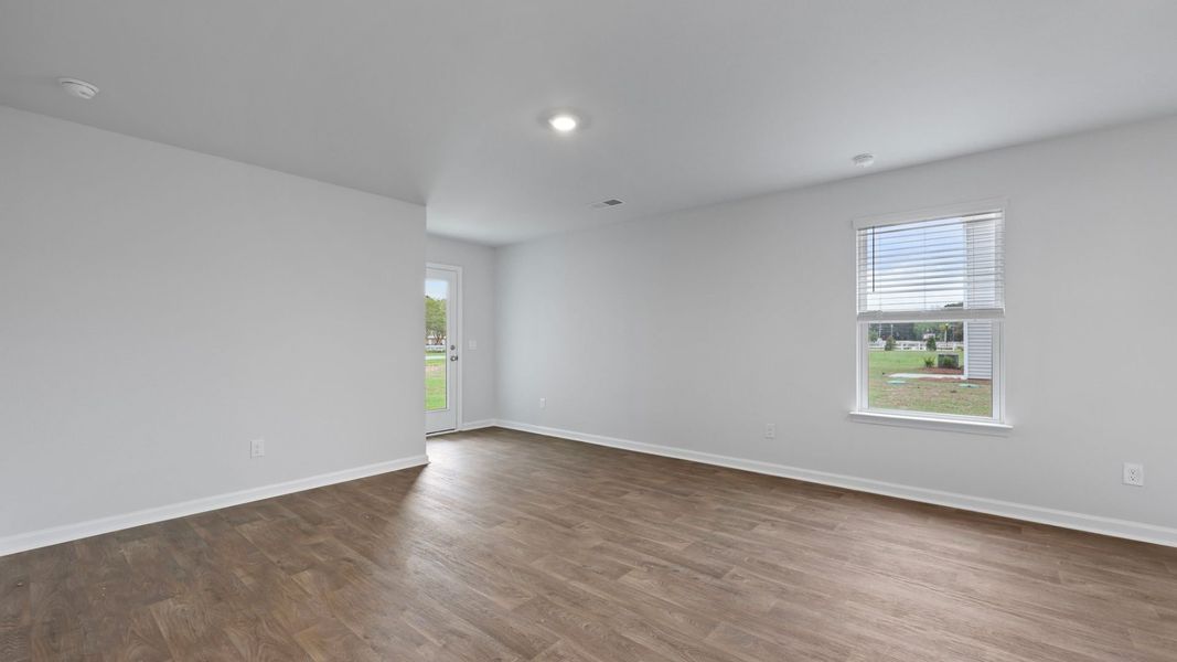 Spacious, unfurnished interior of a new home in Lockwood Landing, Supply (Image 12).