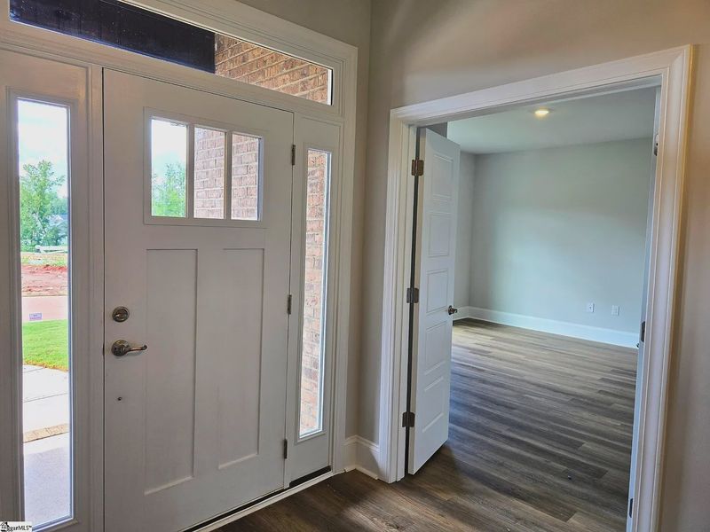 Spacious, unfurnished interior of a new home in Hidden Lake Estates, Greenville (Image 8).