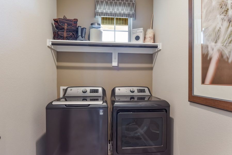 Image 26 of a home in Las Lomas.