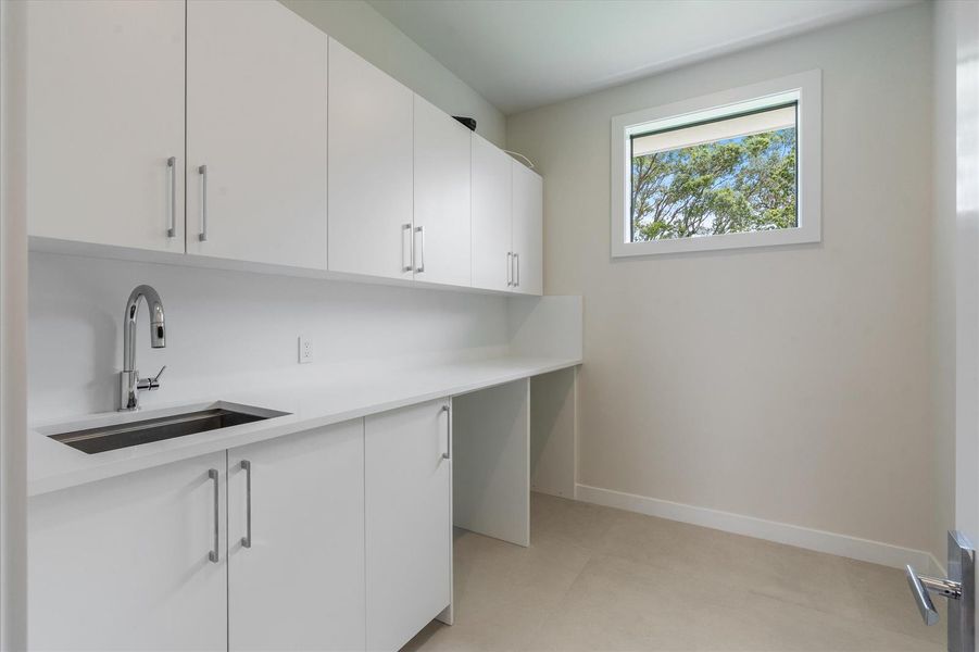 23-1625 SE 1st Street Ft. Lauderdale, FL 23-1625 SE 1st Street Ft. Lauderdale, FL