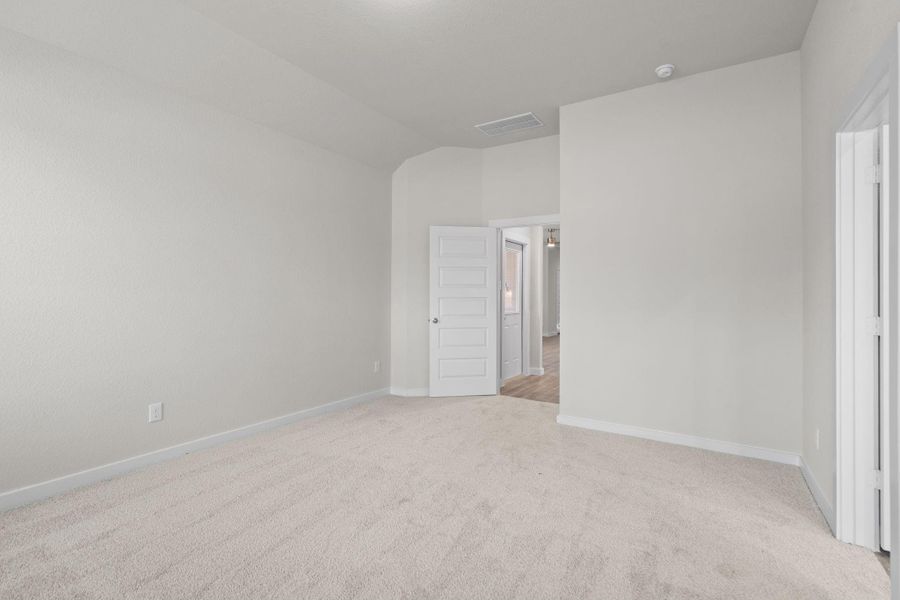 Spacious, unfurnished interior of a new home in Cypresswood Landing, Humble (Image 8). Spacious, unfurnished interior of a new home in Cypresswood Landing, Humble (Image 8).