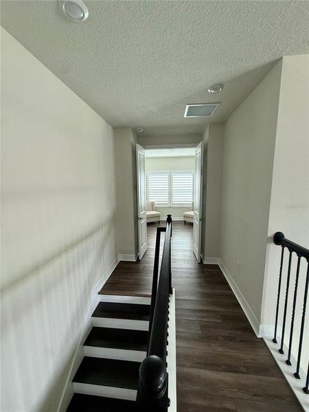Spacious, unfurnished interior of a new home in , Orlando (Image 45).