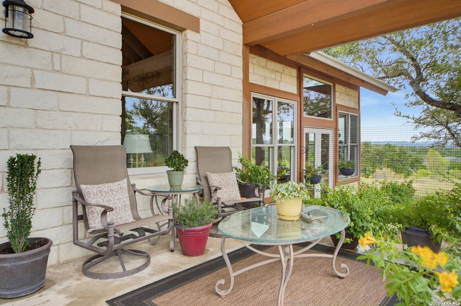 Exterior details and patio area of a home in , Comfort (Image 14).