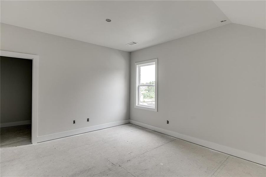 Image 41 of a home in .