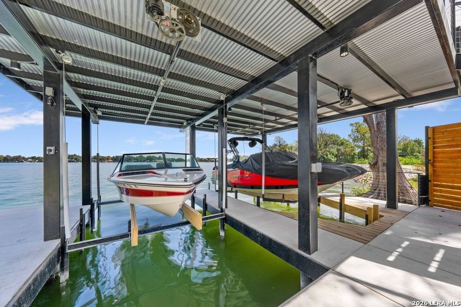Exterior details and patio area of a home in , McQueeney (Image 36).