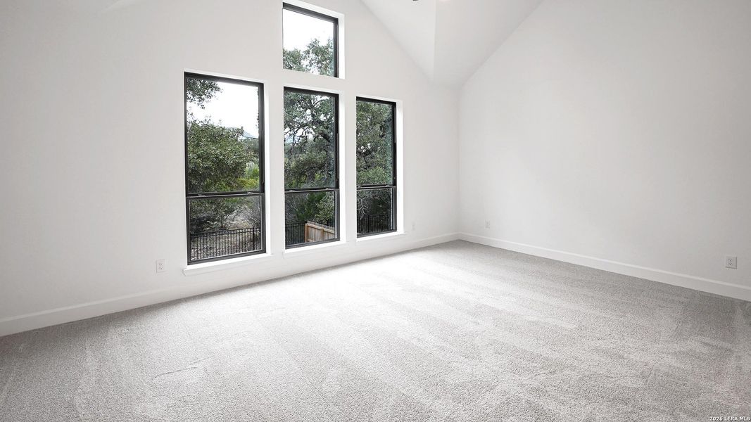 Spacious, unfurnished interior of a new home in Johnson Ranch, Bulverde (Image 25).