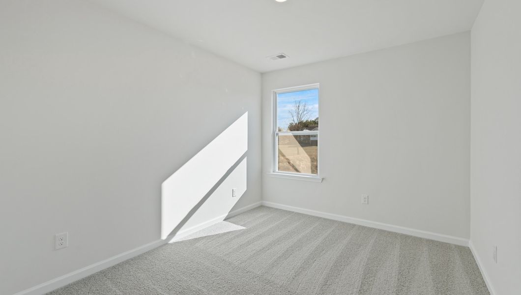 Spacious, unfurnished interior of a new home in Brookside Ridge Townhomes, Greer (Image 16).