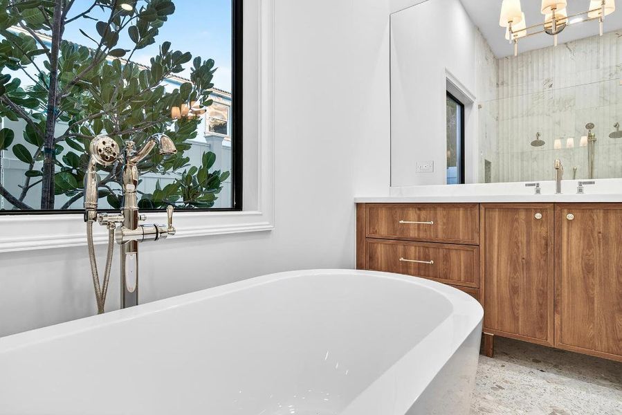 109-ARLINGTON-PL-33405-018