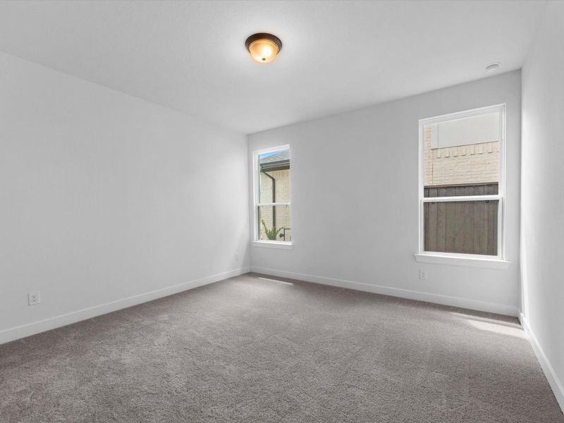 Spacious, unfurnished interior of a new home in Harvest Green, Richmond (Image 7).