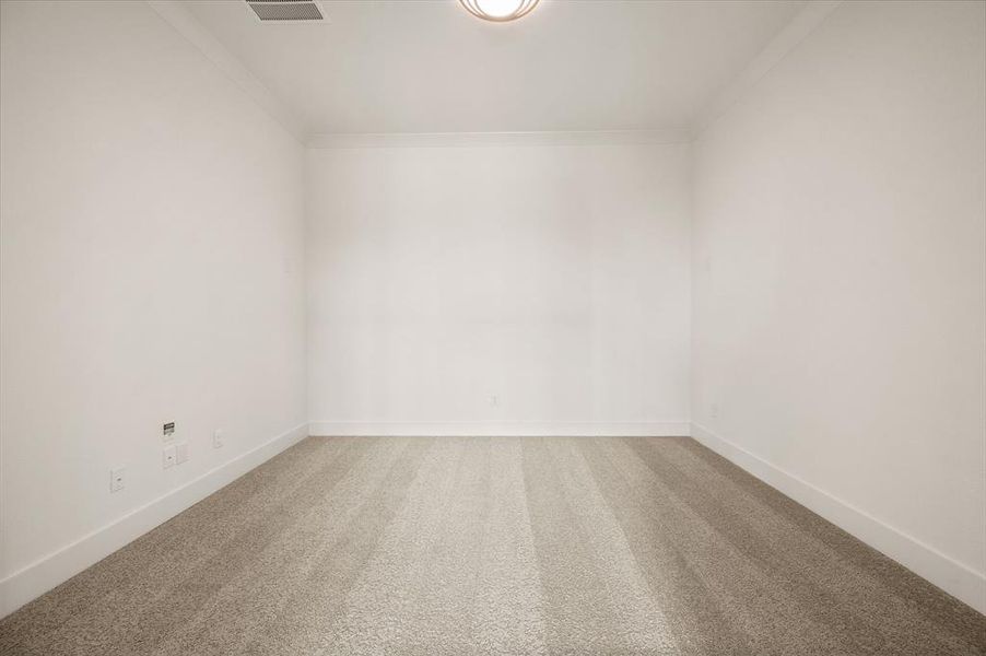 Spacious, unfurnished interior of a new home in NorthGlen, Haslet (Image 38).