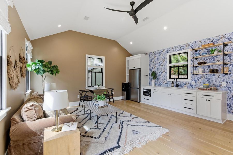 Furnished interior view inside a new home in , Charleston (Image 67).