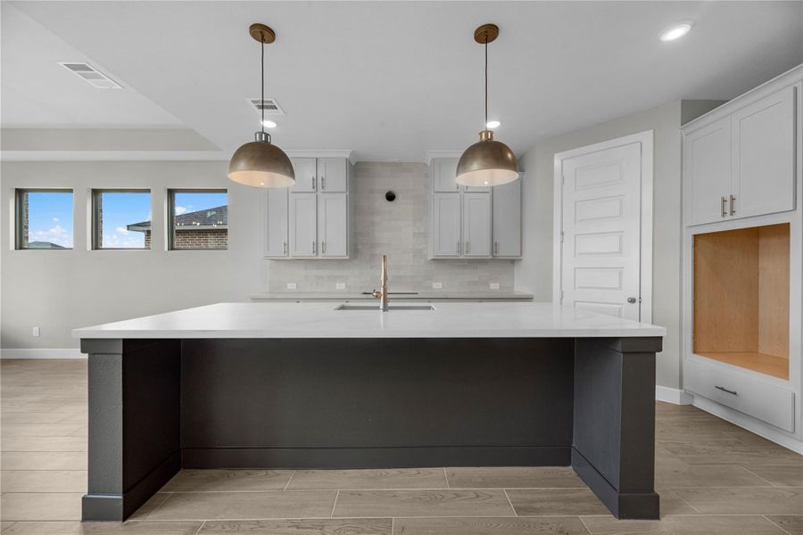 Furnished interior view inside a new home in Cross Creek West, Fulshear (Image 7).