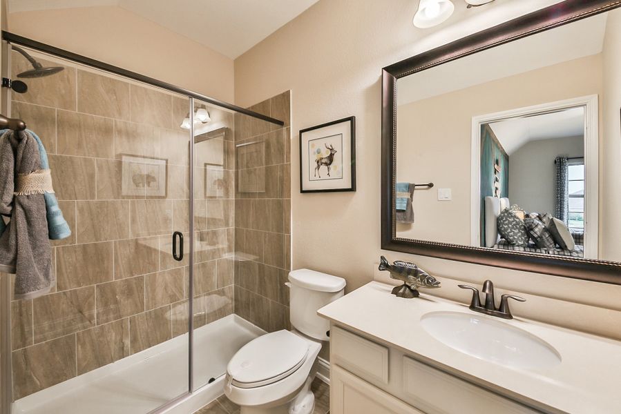 Representative furnished interior of a home built from the Lockhart by Beazer Homes in Valencia, Manvel (Image 8).