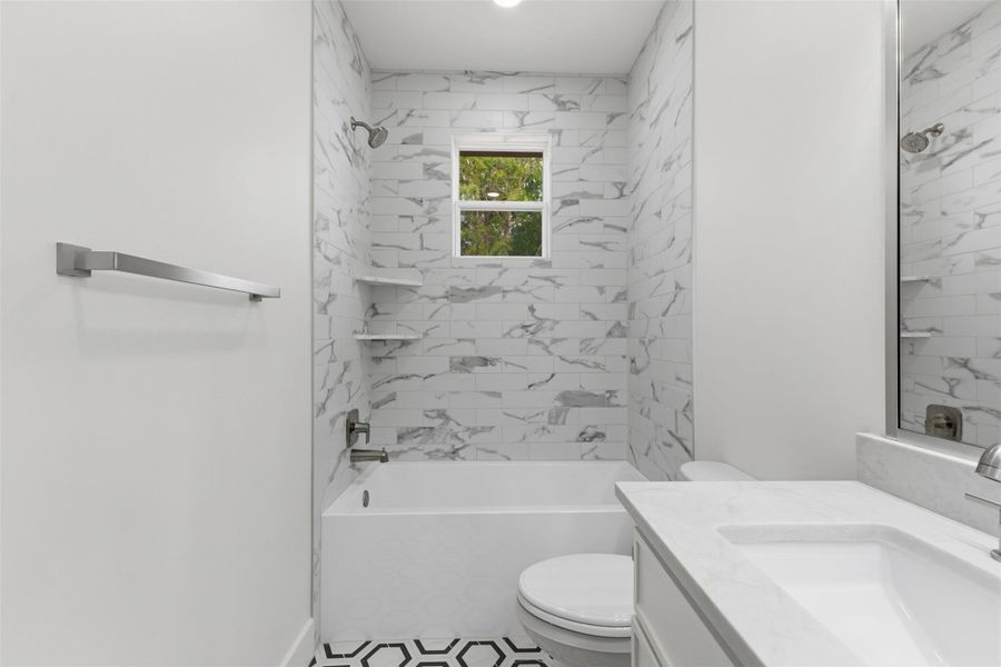 Furnished interior view inside a new home in , Prairie View (Image 15).