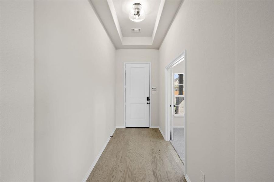 Spacious, unfurnished interior of a new home in Summer Crest, Fort Worth (Image 31).