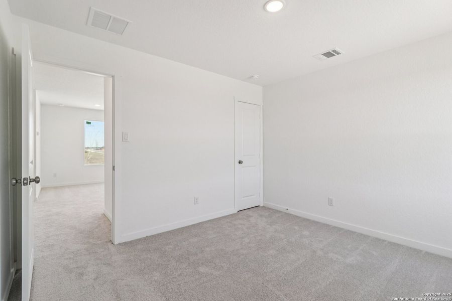 Spacious, unfurnished interior of a new home in Summerlin: Eventide Collection, San Antonio (Image 44).