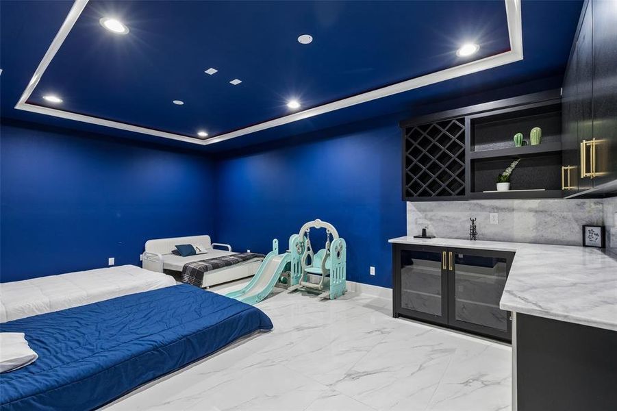 Furnished interior view inside a new home in , Van Alstyne (Image 25).