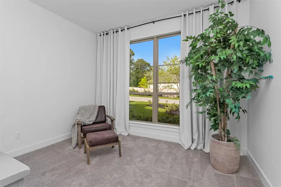 Secondary Ensuite located downstairs-Great for a nursery or downstairs flex space Secondary Ensuite located downstairs-Great for a nursery or downstairs flex space