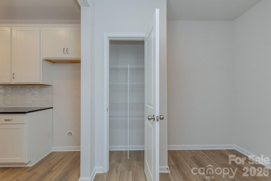 Spacious, unfurnished interior of a new home in Pine Bluff, Midland (Image 33).