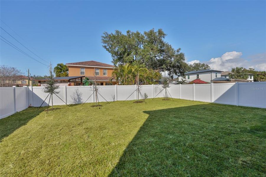 Exterior details and patio area of a home in , Tampa (Image 26).