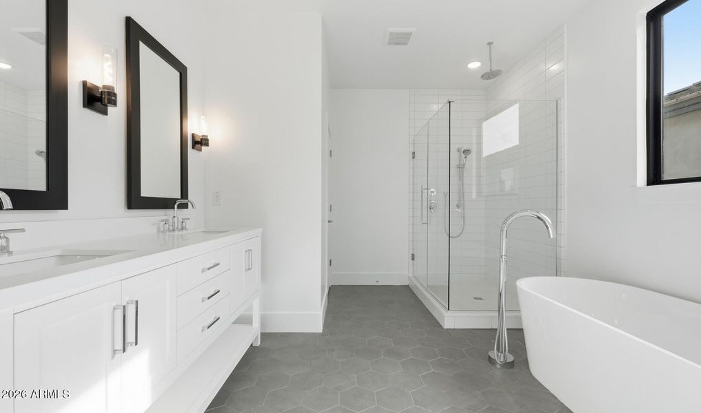 Viviendo Lot #10 Primary Bath (2) (Large