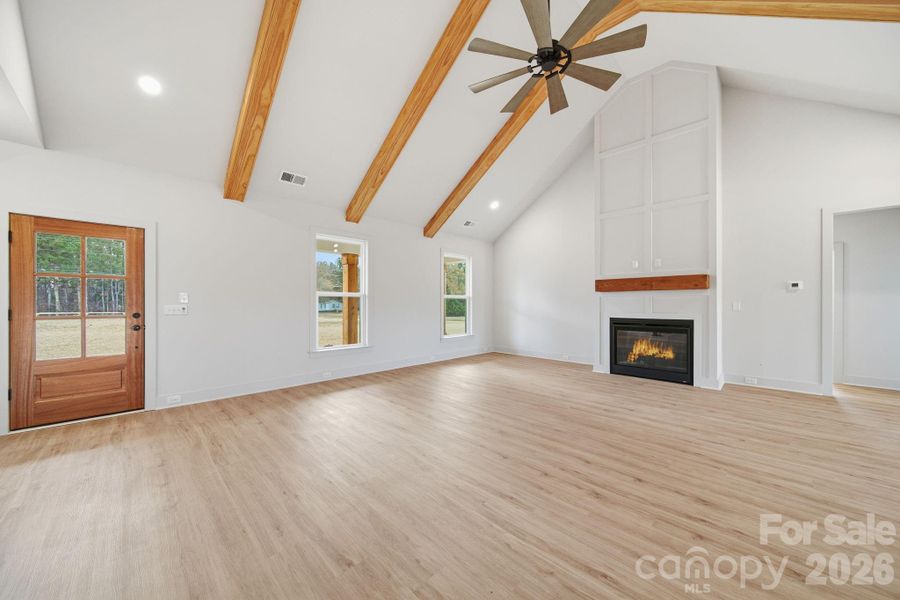 Spacious, unfurnished interior of a new home in , Marshville (Image 13).